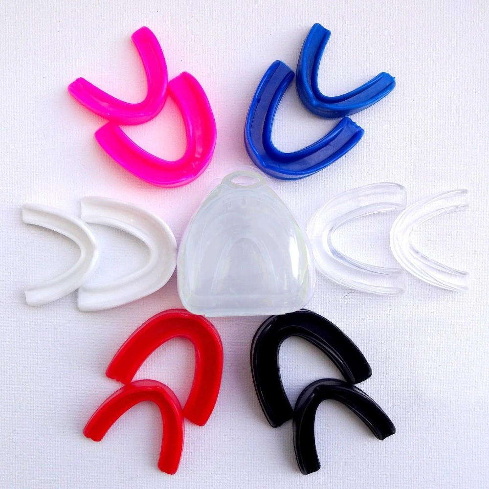 Qtmg-001 Wholesale Single Color Teeth Protector, MMA Boxing Football Sports Mouth Guard Gum Shield with Mouth Guard Box