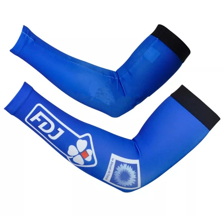Unisex Compression Arm Sleeve UV Protection USA Flag Digital Camo Arm Sleeve
